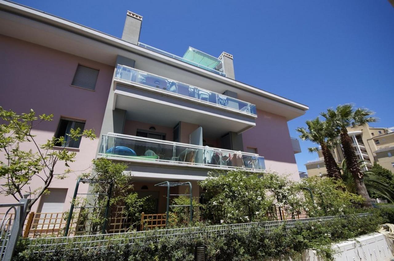 Appartamento Mediterraneo San Benedetto del Tronto Eksteriør bilde